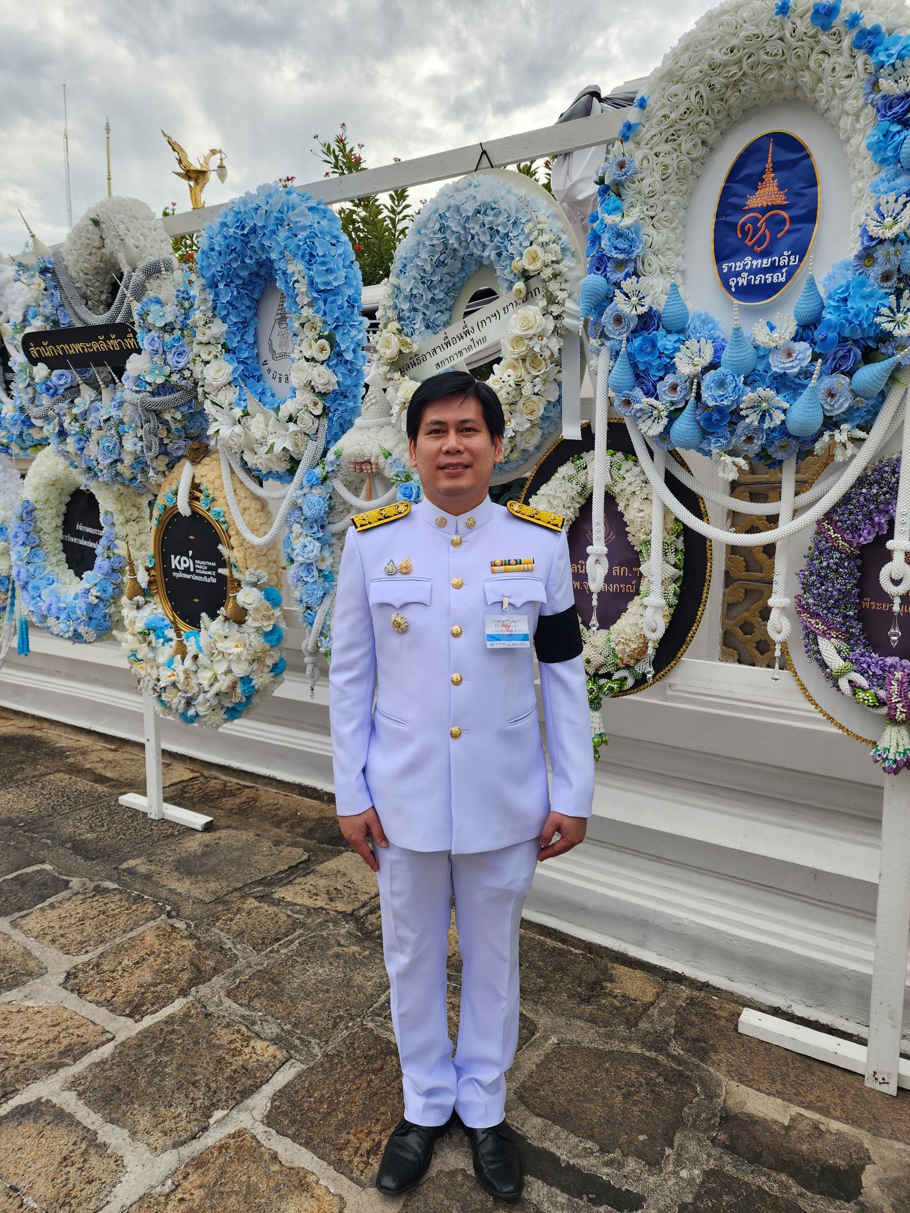 title - วันศุกร์ที่ 29 พฤษภาคม 2569 เวลา 05.00 น. นายวิทูล ประดิษฐบุญ ปฏิรูปที่ดินจังหวัดปราจีนบุรี เข้าร่วมเป็นเจ้าภาพในการบำเพ็ญกุศลถวายพระบรมศพ สมเด็จพระนางเจ้าสิริกิติ์ พระบรมราชินีนาถ พระบรมราชชนนีพันปีหลวง ครั้งที่ 4